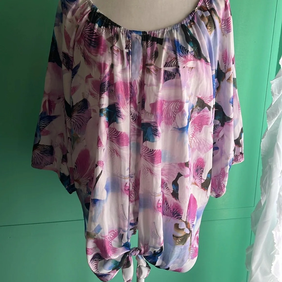 J Lo blouse - Picture 1 of 7